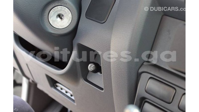 Big with watermark toyota land cruiser estuaire import dubai 5051