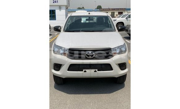 Acheter Import Voiture Toyota Hilux Blanc à Import - Dubai, Estuaire Acheter Import Voiture Toyota Hilux Blanc à Import - Dubai, Estuaire