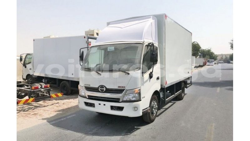 Big with watermark hino 300 series estuaire import dubai 5054