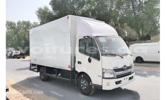 Sayi Imported Hino 300 Series White Babbar mota in Import - Dubai a estuary Sayi Imported Hino 300 Series White Babbar mota in Import - Dubai a estuary
