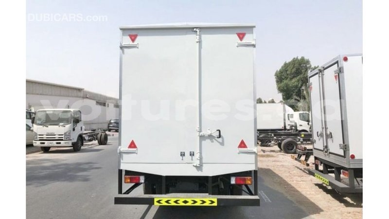 Big with watermark hino 300 series estuaire import dubai 5054