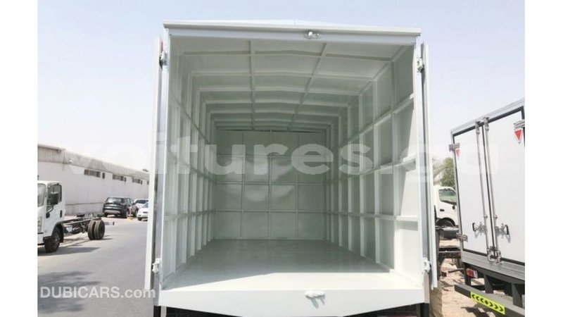 Big with watermark hino 300 series estuaire import dubai 5054