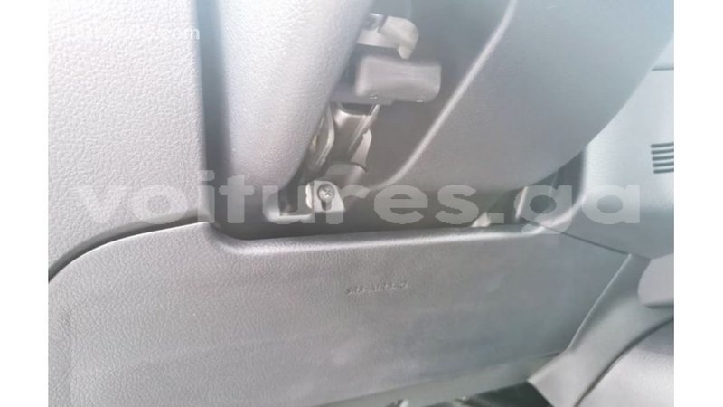 Big with watermark toyota hilux estuaire import dubai 5057