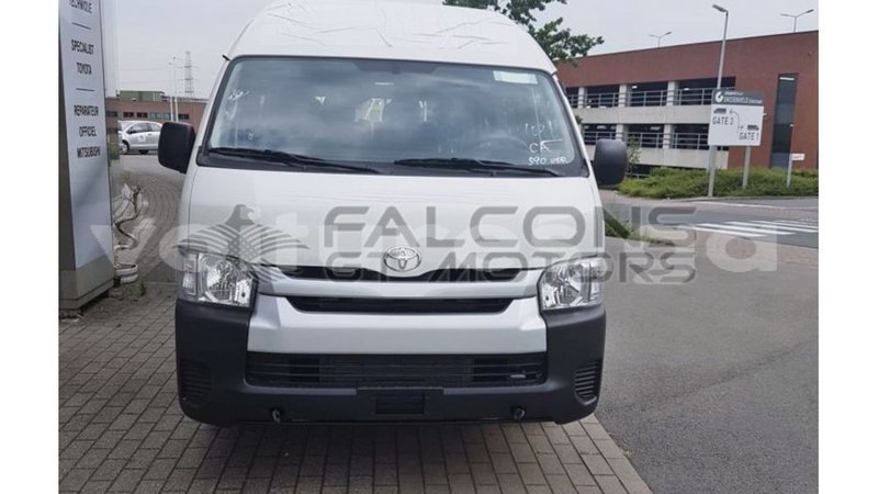 Big with watermark toyota hiace estuaire import dubai 5060