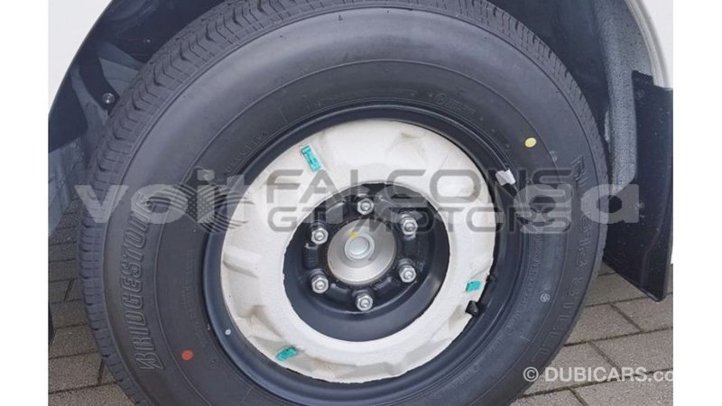 Big with watermark toyota hiace estuaire import dubai 5060