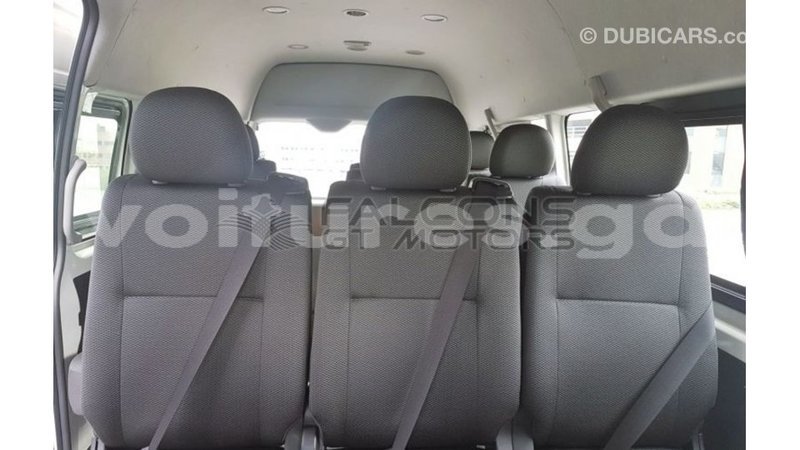 Big with watermark toyota hiace estuaire import dubai 5060