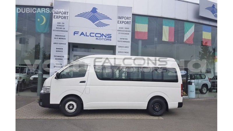 Big with watermark toyota hiace estuaire import dubai 5060