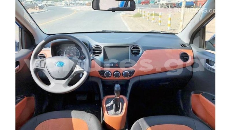 Big with watermark hyundai i10 estuaire import dubai 5065