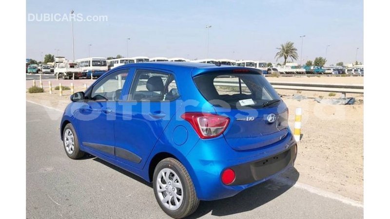 Big with watermark hyundai i10 estuaire import dubai 5065