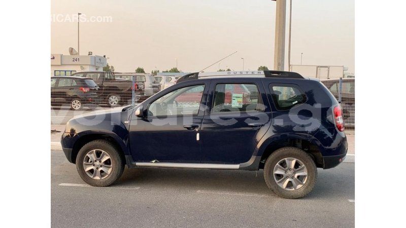 Big with watermark renault duster estuaire import dubai 5066