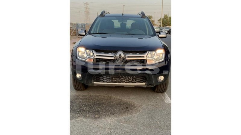 Big with watermark renault duster estuaire import dubai 5066