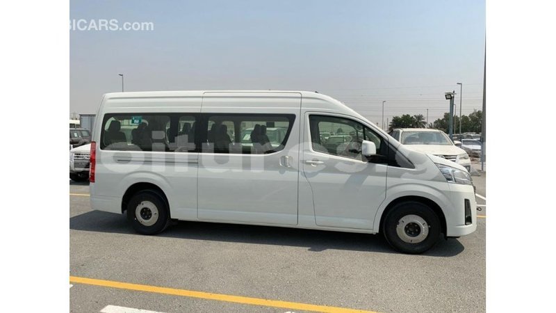 Big with watermark toyota hiace estuaire import dubai 5067