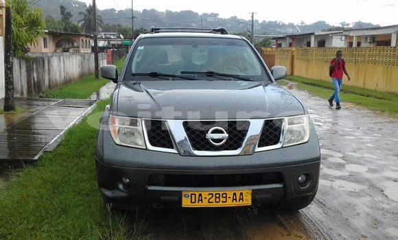 Acheter Occasion Voiture Nissan Pathfinder Gris à Libreville au Estuaire Acheter Occasion Voiture Nissan Pathfinder Gris à Libreville au Estuaire