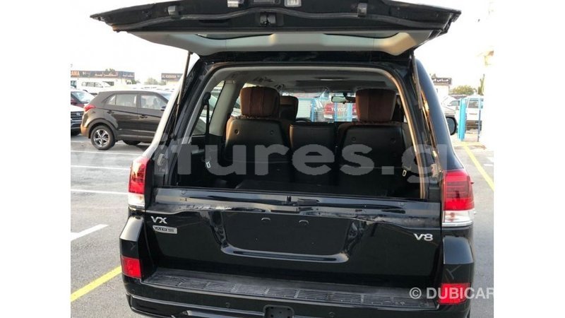 Big with watermark toyota land cruiser estuaire import dubai 5072