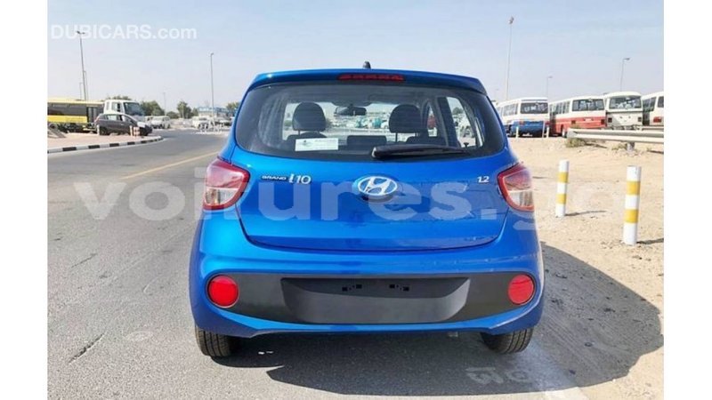 Big with watermark hyundai i10 estuaire import dubai 5073