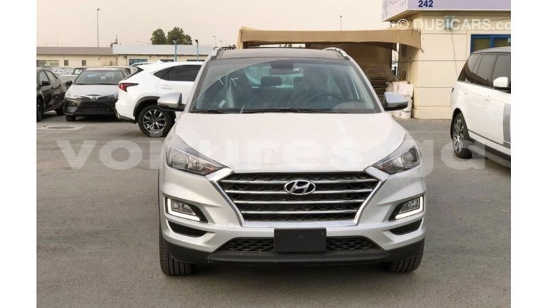 Big with watermark hyundai tucson estuaire import dubai 5076