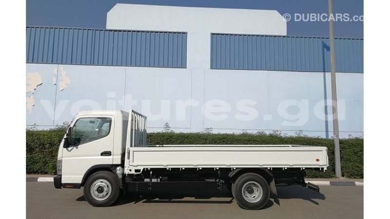 Big with watermark mitsubishi i estuaire import dubai 5077