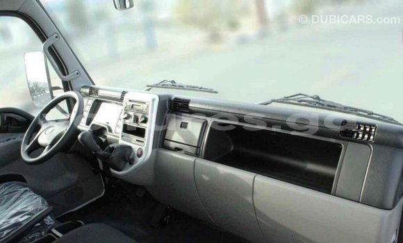 Acheter Import Voiture Mitsubishi i Blanc à Import - Dubai, Estuaire Acheter Import Voiture Mitsubishi i Blanc à Import - Dubai, Estuaire