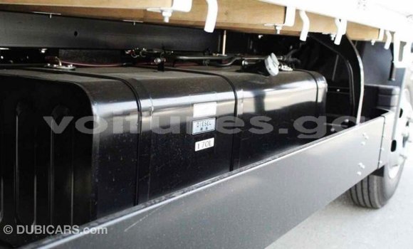 Acheter Import Voiture Mitsubishi i Blanc à Import - Dubai, Estuaire Acheter Import Voiture Mitsubishi i Blanc à Import - Dubai, Estuaire