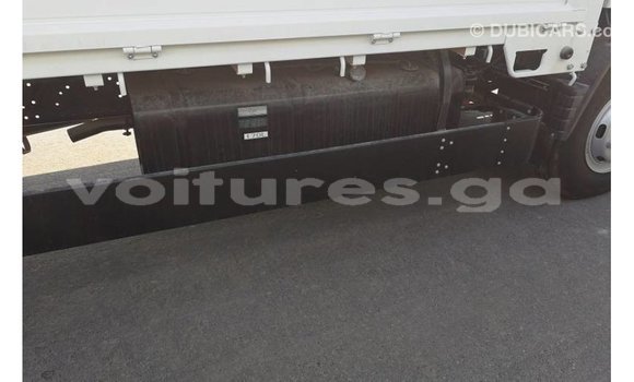 Acheter Import Voiture Mitsubishi i Blanc à Import - Dubai, Estuaire Acheter Import Voiture Mitsubishi i Blanc à Import - Dubai, Estuaire