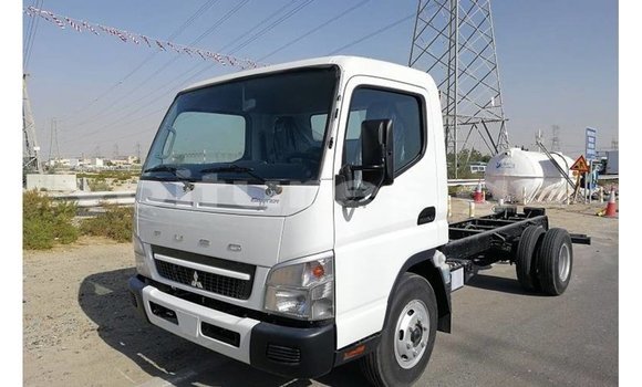 Acheter Import Utilitaire Mitsubishi L400 Blanc à Import - Dubai, Estuaire