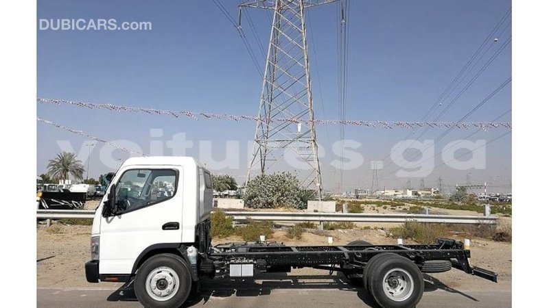 Big with watermark mitsubishi l400 estuaire import dubai 5078