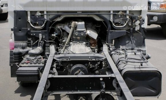 Acheter Import Utilitaire Mitsubishi L400 Blanc à Import - Dubai, Estuaire Acheter Import Utilitaire Mitsubishi L400 Blanc à Import - Dubai, Estuaire