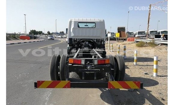 Acheter Import Utilitaire Mitsubishi L400 Blanc à Import - Dubai, Estuaire Acheter Import Utilitaire Mitsubishi L400 Blanc à Import - Dubai, Estuaire