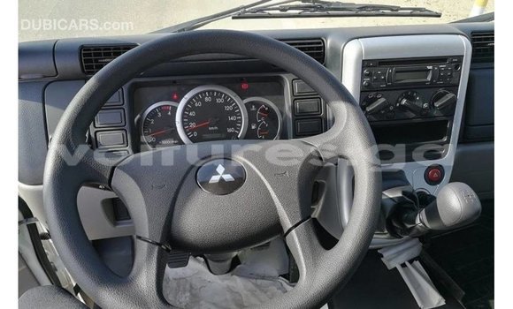 Acheter Import Utilitaire Mitsubishi L400 Blanc à Import - Dubai, Estuaire Acheter Import Utilitaire Mitsubishi L400 Blanc à Import - Dubai, Estuaire