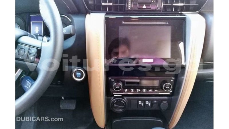 Big with watermark toyota fortuner estuaire import dubai 5079