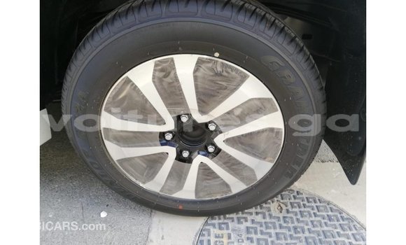 Acheter Import Voiture Toyota Land Cruiser Blanc à Import - Dubai, Estuaire Acheter Import Voiture Toyota Land Cruiser Blanc à Import - Dubai, Estuaire