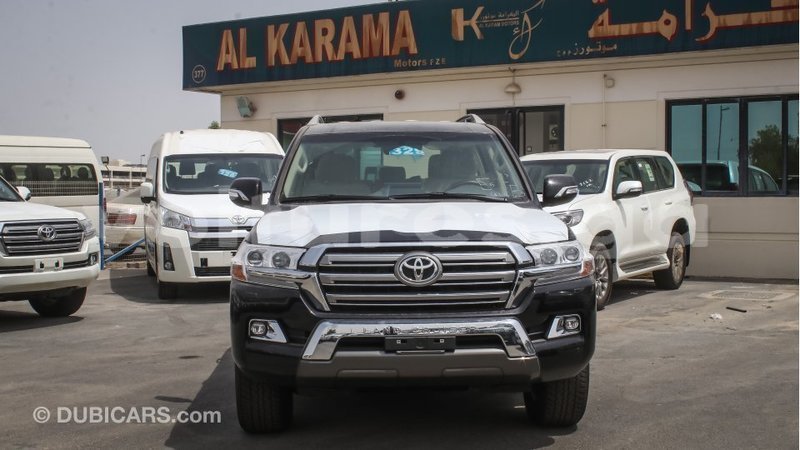 Big with watermark toyota land cruiser estuaire import dubai 5086