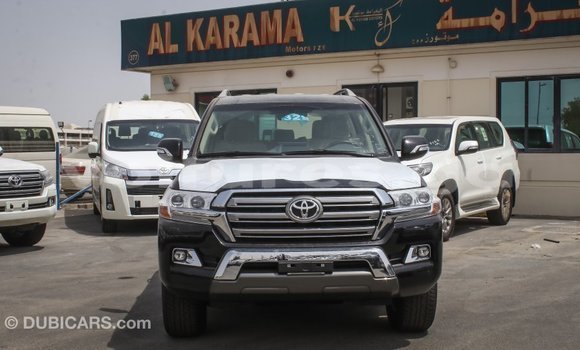 Acheter Import Voiture Toyota Land Cruiser Noir à Import - Dubai, Estuaire Acheter Import Voiture Toyota Land Cruiser Noir à Import - Dubai, Estuaire