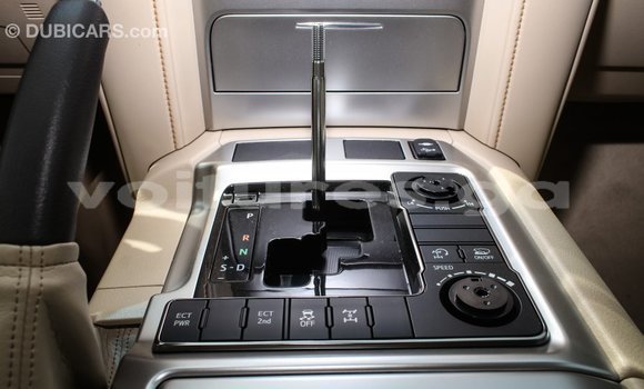 Acheter Import Voiture Toyota Land Cruiser Noir à Import - Dubai, Estuaire Acheter Import Voiture Toyota Land Cruiser Noir à Import - Dubai, Estuaire