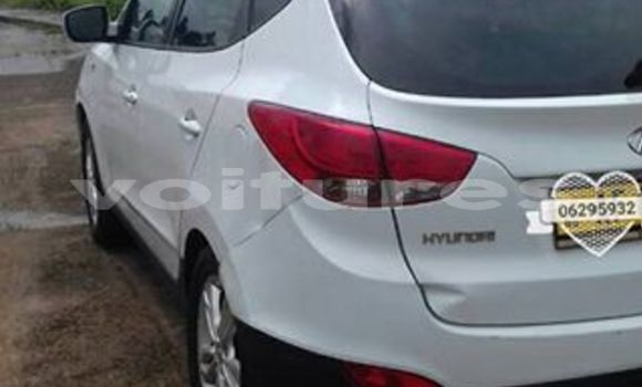 Acheter Occasion Voiture Hyundai ix35 Blanc à Libreville au Estuaire Acheter Occasion Voiture Hyundai ix35 Blanc à Libreville au Estuaire