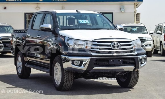 Acheter Import Voiture Toyota Hilux Noir à Import - Dubai, Estuaire Acheter Import Voiture Toyota Hilux Noir à Import - Dubai, Estuaire