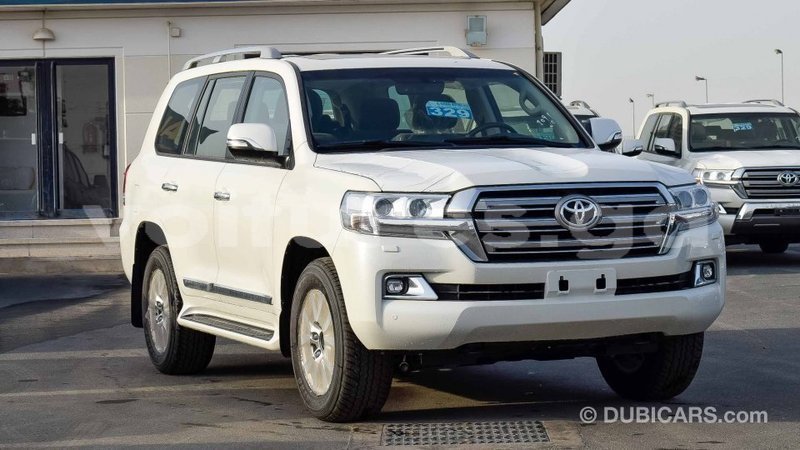 Big with watermark toyota land cruiser estuaire import dubai 5089