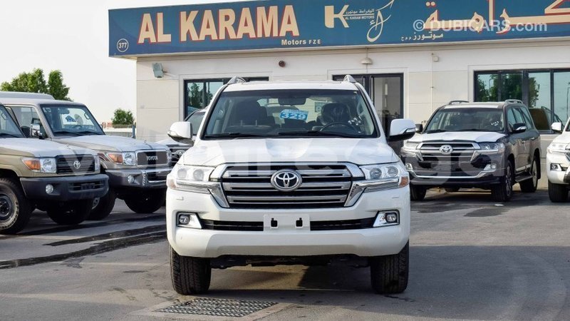 Big with watermark toyota land cruiser estuaire import dubai 5089