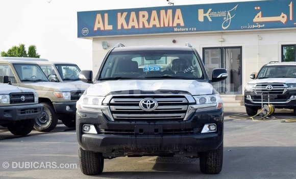 Acheter Import Voiture Toyota Land Cruiser Noir à Import - Dubai, Estuaire Acheter Import Voiture Toyota Land Cruiser Noir à Import - Dubai, Estuaire