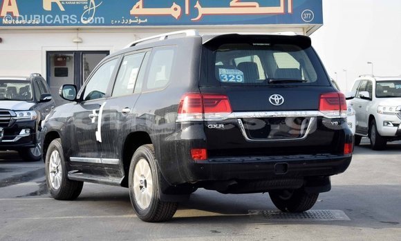 Acheter Import Voiture Toyota Land Cruiser Noir à Import - Dubai, Estuaire Acheter Import Voiture Toyota Land Cruiser Noir à Import - Dubai, Estuaire