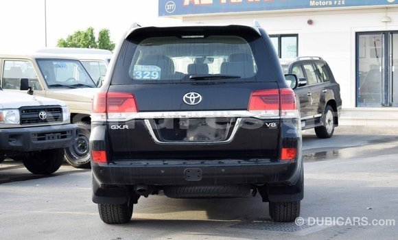 Acheter Import Voiture Toyota Land Cruiser Noir à Import - Dubai, Estuaire Acheter Import Voiture Toyota Land Cruiser Noir à Import - Dubai, Estuaire