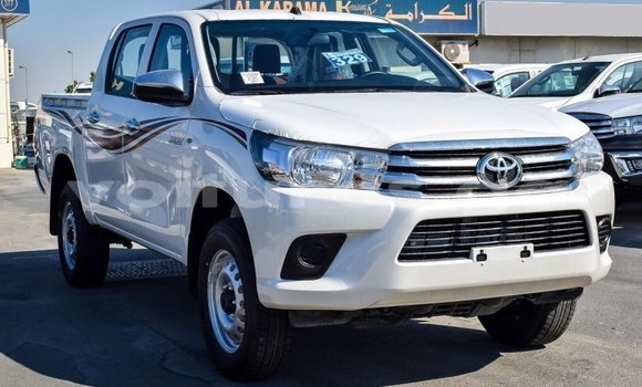 Acheter Import Voiture Toyota Hilux Blanc à Import - Dubai, Estuaire Acheter Import Voiture Toyota Hilux Blanc à Import - Dubai, Estuaire