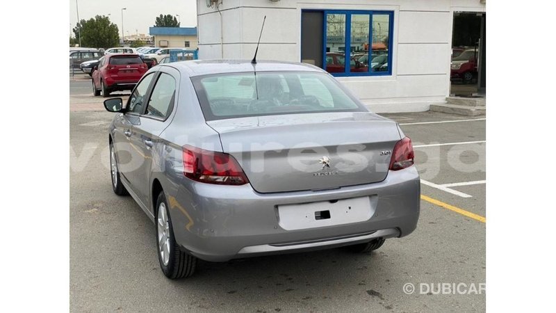 Big with watermark peugeot 202 estuaire import dubai 5093