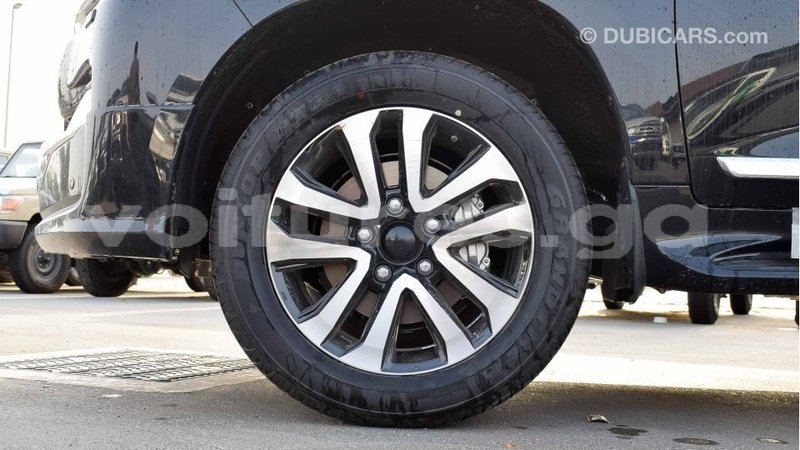 Big with watermark toyota land cruiser estuaire import dubai 5094