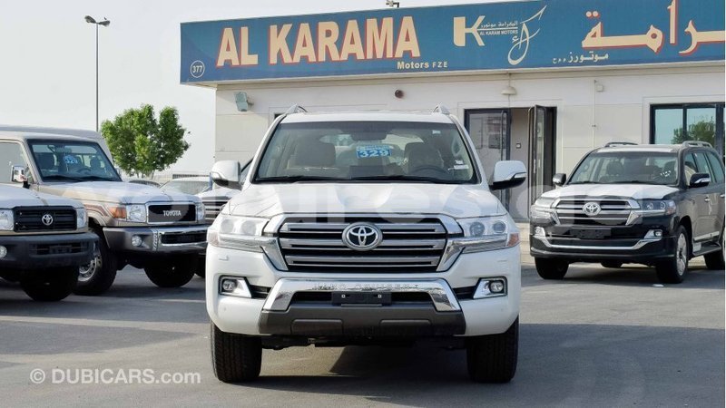 Big with watermark toyota land cruiser estuaire import dubai 5095