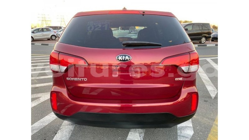 Big with watermark kia sorento estuaire import dubai 5100