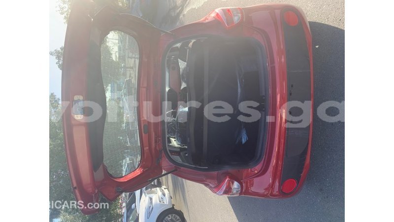 Big with watermark hyundai i10 estuaire import dubai 5102