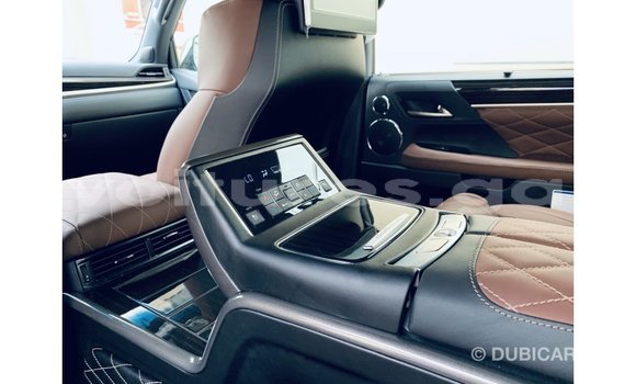 Acheter Import Voiture Lexus LX Noir à Import - Dubai, Estuaire Acheter Import Voiture Lexus LX Noir à Import - Dubai, Estuaire