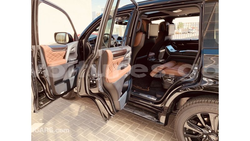 Big with watermark lexus lx estuaire import dubai 5107