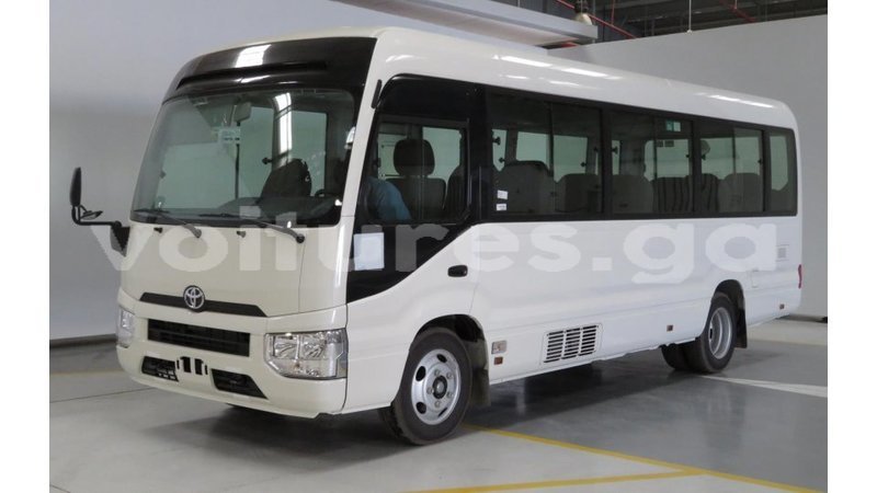 Big with watermark toyota coaster estuaire import dubai 5111